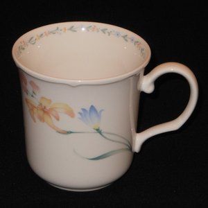 Coffee mug. Noritake Japan Gala Cuisine American Flowers 7912